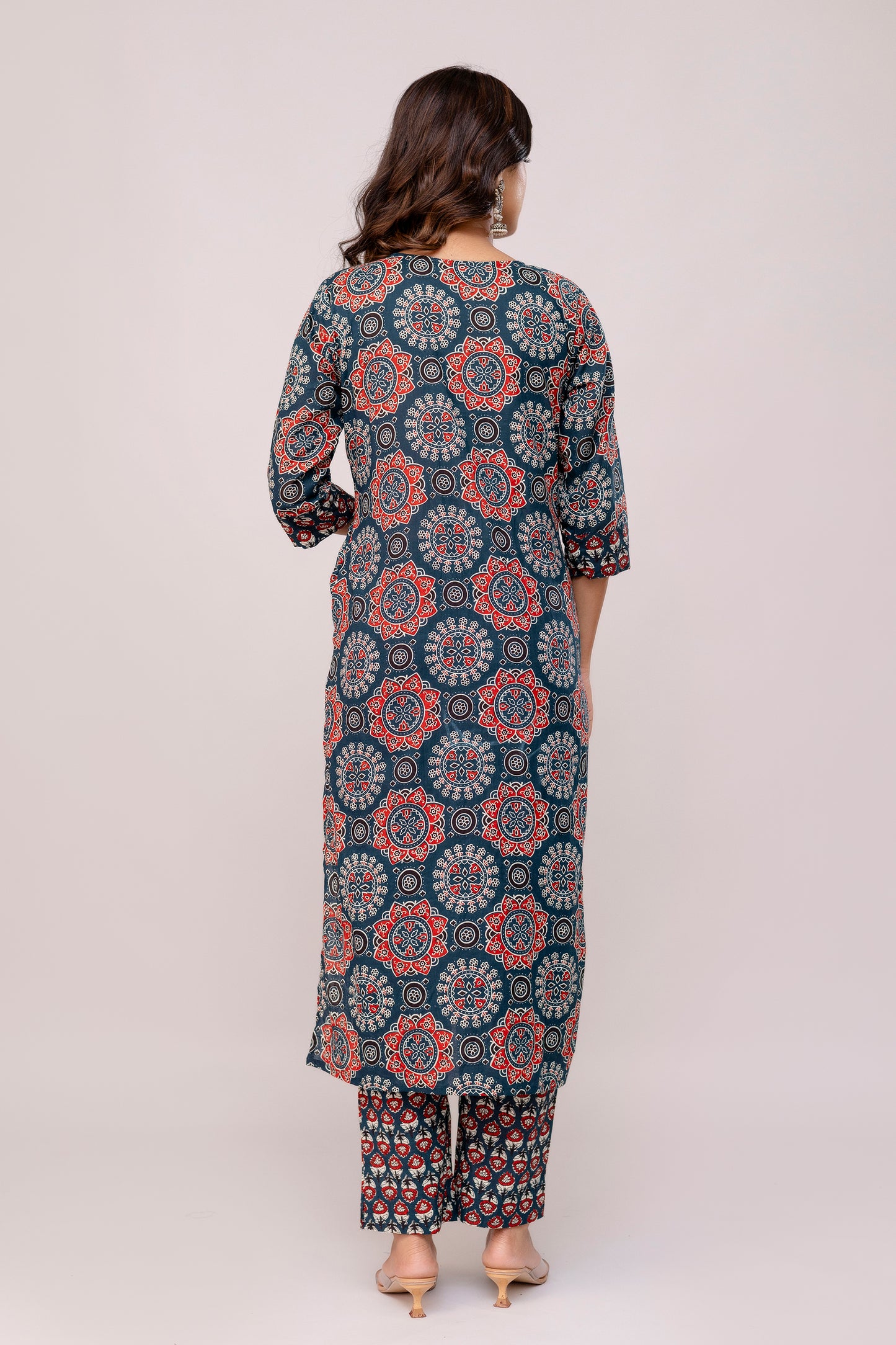 Navy colour suit for girl